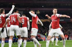 包含四川队志在必得，主场不负众望的词条