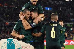 米兰体育馆-巴塞罗那队再次告捷，领跑积分榜的简单介绍