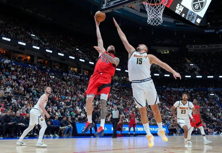 猛龙主场击败掘金，取得四连胜