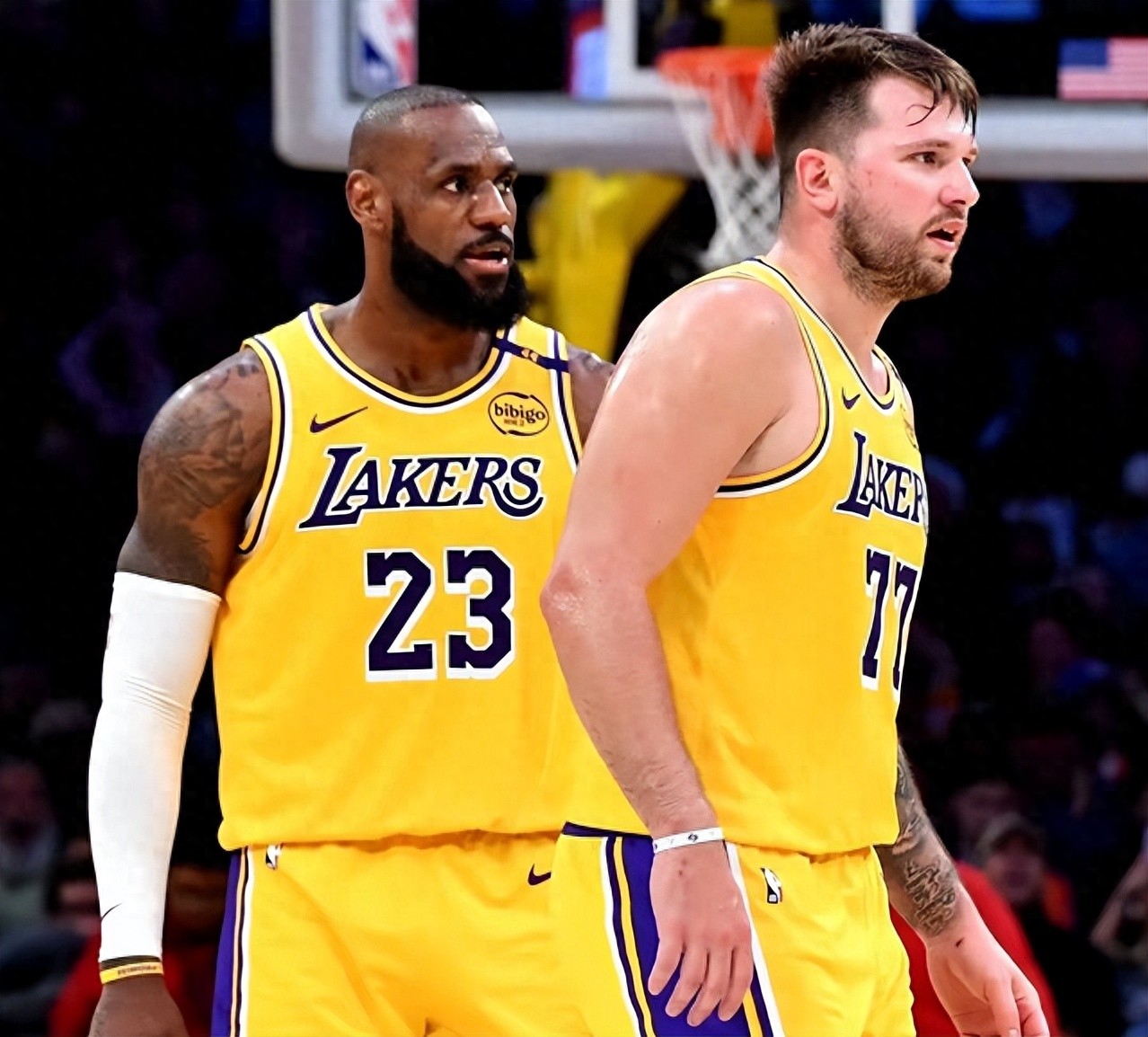 关于火箭大胜湖人，詹姆斯空砍50分！的信息