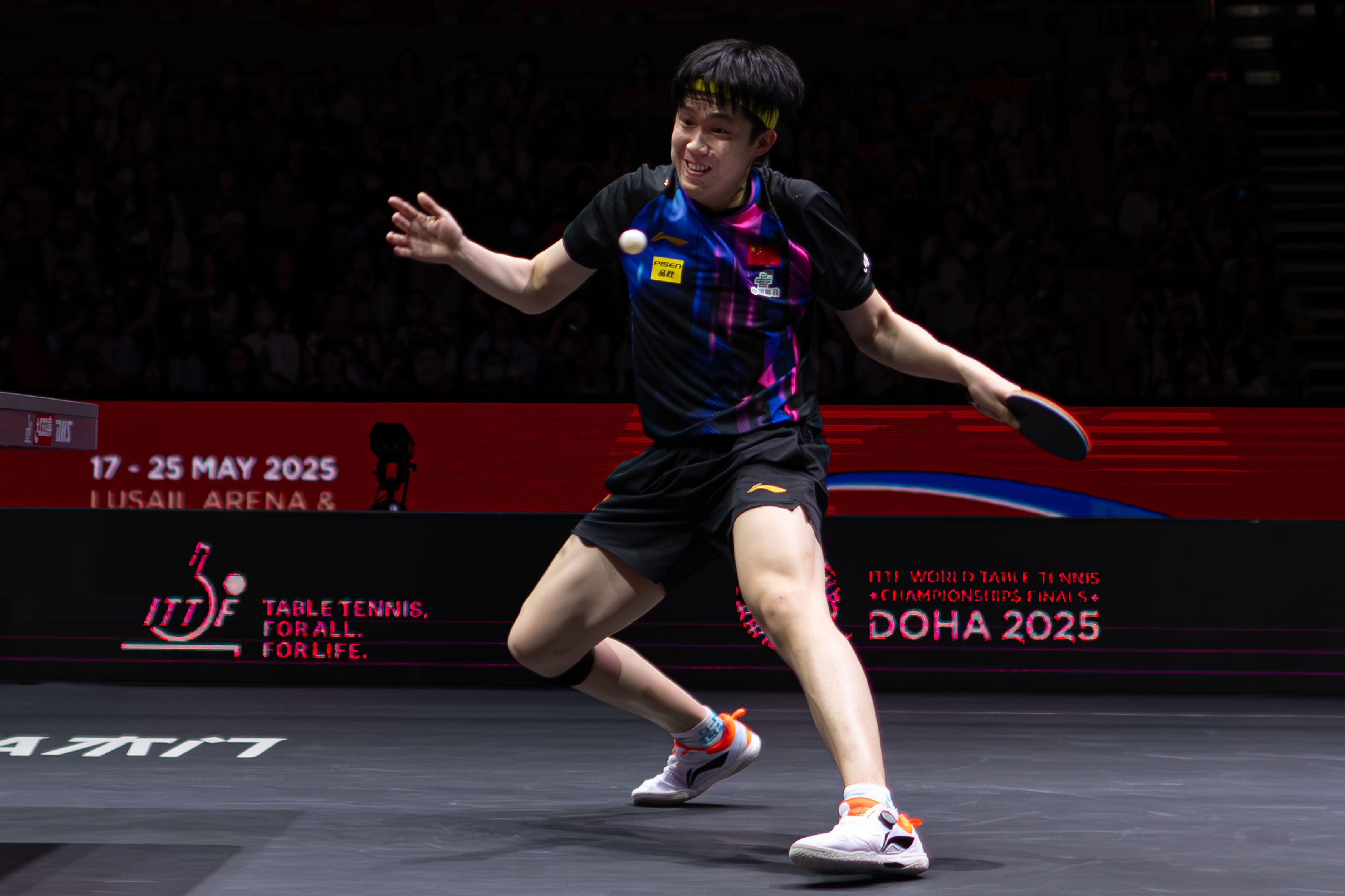 包含乒乓球赛场上剑拔弩张，英国选手绝杀实力惊人的词条