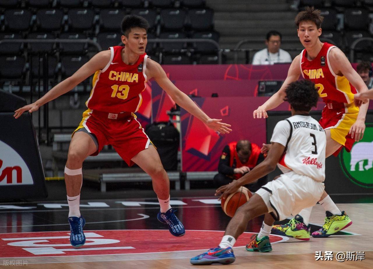 球队战术全面升级，备战争夺篮球世界杯冠军的简单介绍